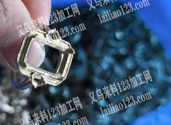 戒指上面夹钻，寻找专业做夹钻的手工加工点