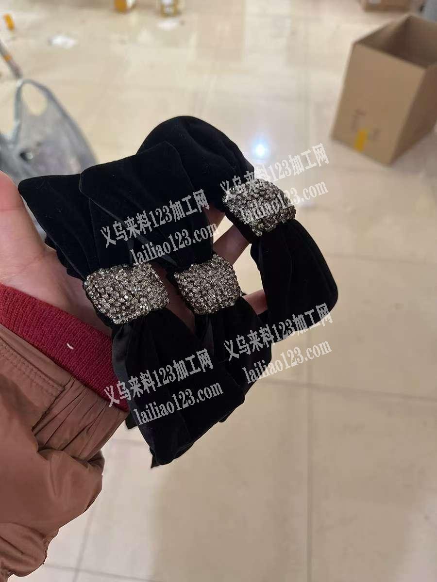 老板委托寻找：布艺蝴蝶结头箍成品订单，。