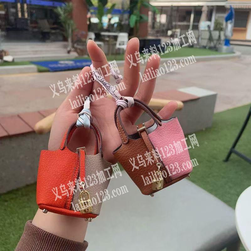 寻找专业生产迷你1比1还原小包的工厂，挂