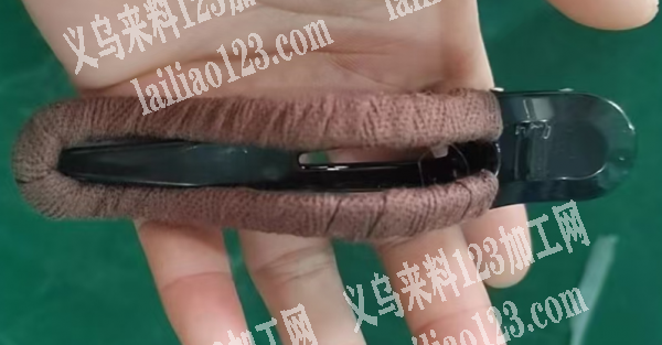 大量手工绕布条的鸭夹订单，如图，寻找做成