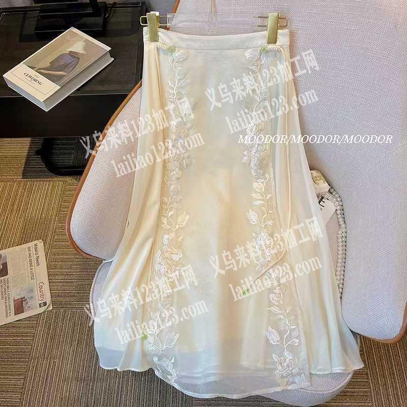 寻找这种新中式绣花裙的裙子源头工厂，有订