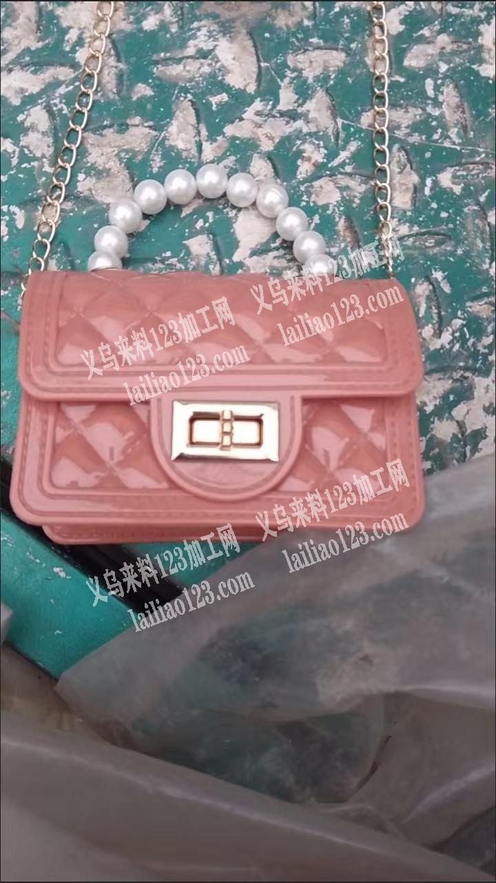 《注塑订单外发，注塑这个果冻包包》寻找注