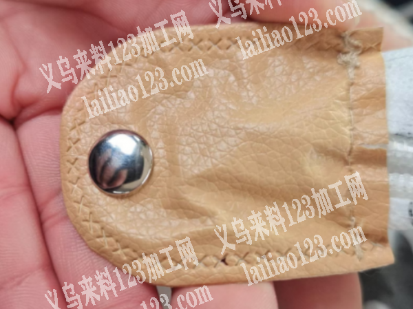 寻找如图五金打扣的皮革配件，寻找厂家，