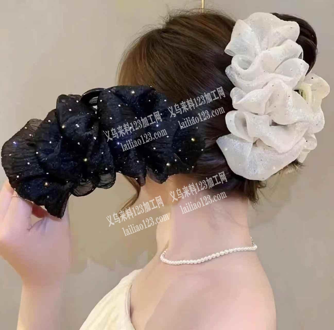 公司寻找泡泡网纱抓夹花工厂，如图，寻找厂