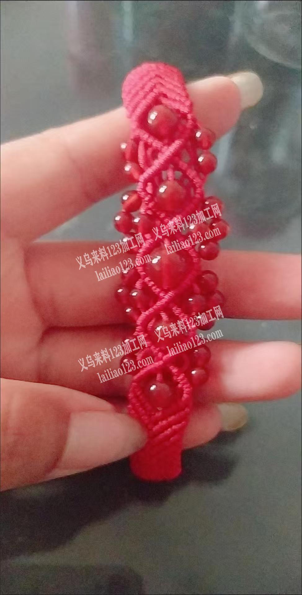 寻找诚寻手工编织的手链成品工厂，要成品，