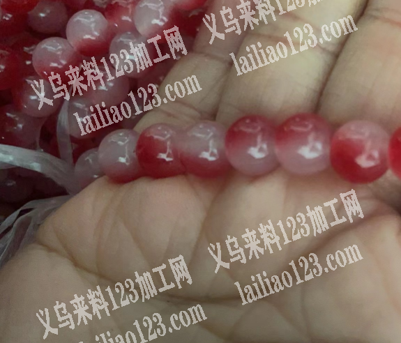 寻找玻璃珠子的供应商，请联系详谈，有订单