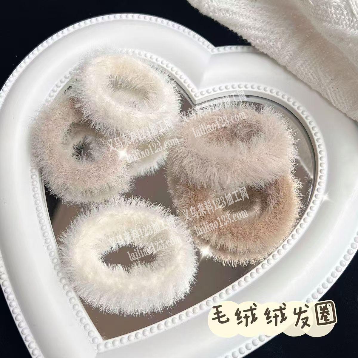 如图毛绒发圈有订单，寻找厂家，如图，源头