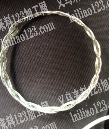 大量如图饰品订单《铁丝编织的》，寻找工厂