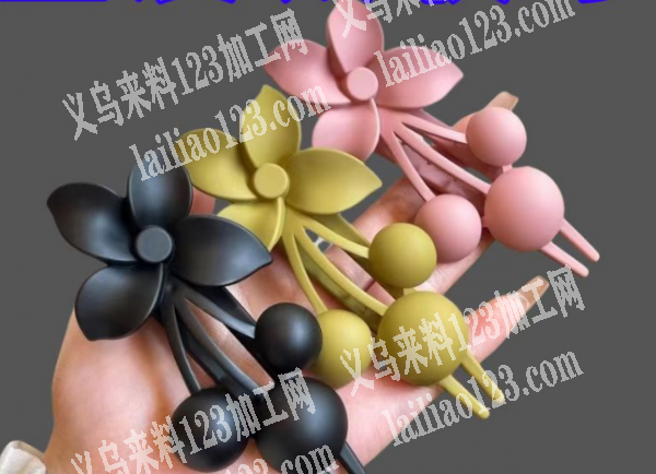 光面发夹盘发器订单，如图，寻找抓夹的源头