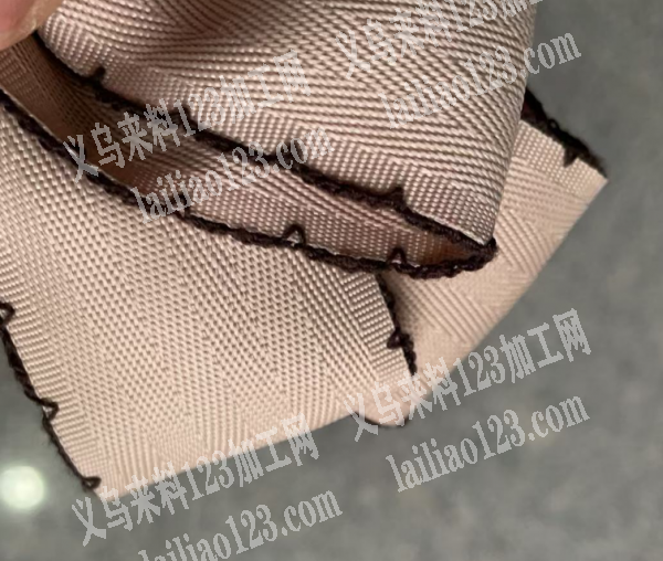 外发加工，如图，谁家拷边能做城这样啊。请