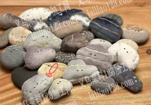 附图片，毛绒小玩具订单，如图，寻找专业做
