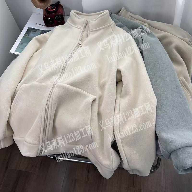 长期如图拉链服装订单外发加工，寻找服装加