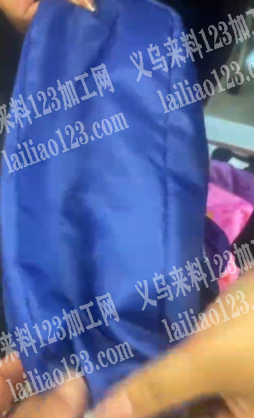 《看视频》150000包包布袋订单，如图，发外地做找