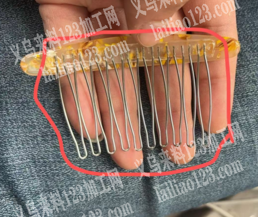 《长期有订单》铁丝插梳，寻找厂家，如图，