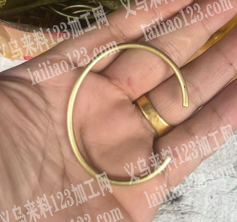 如图铜腐蚀外发加工，有没有专业做的工厂，
