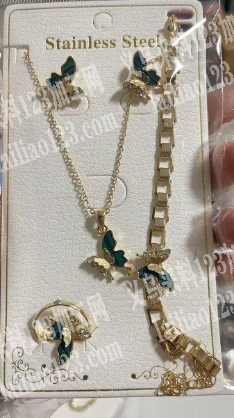 老外亲自采购如图几款饰品成品的订单，寻找