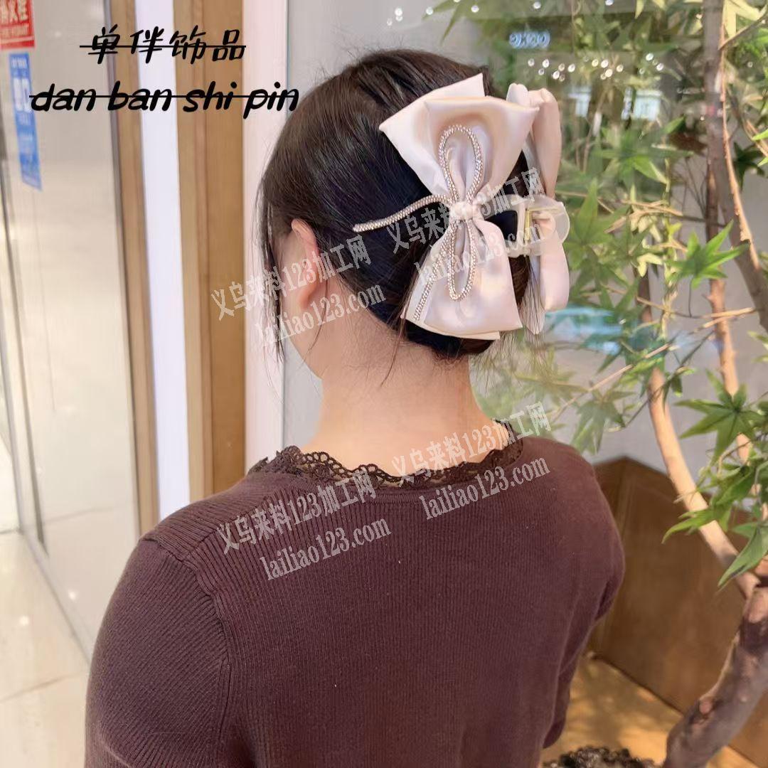 采购网纱布艺蝴蝶结抓夹，如图，有成品订单