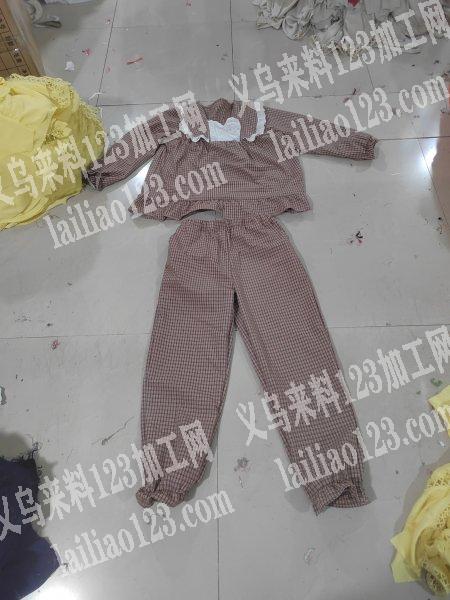 承接各种针织服装加工平车：拷边：双针：认