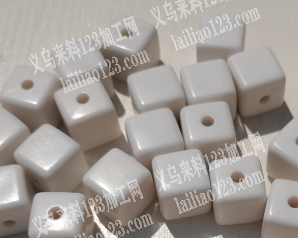 大量亚克力珠子订单，如图，要现货毛胚