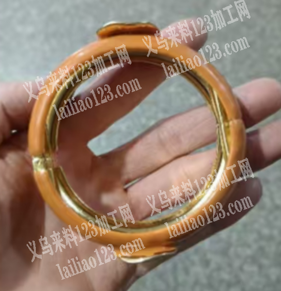 合金手镯的订单，压铸的，寻找有钢模的压铸