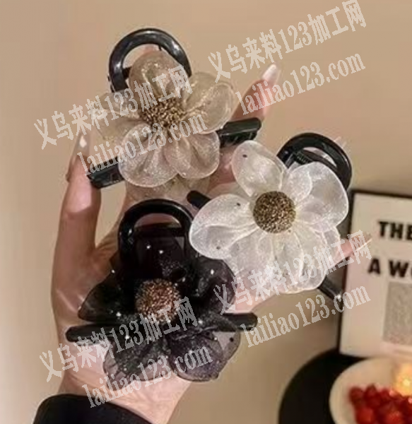 采购订单，电商采购。寻找如图网纱花朵厂家