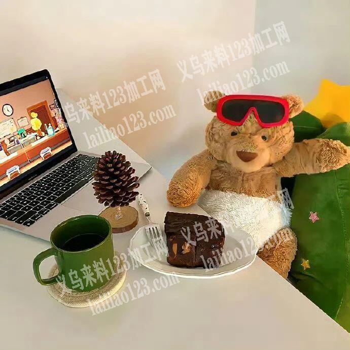 毛绒玩具代加工厂家300人