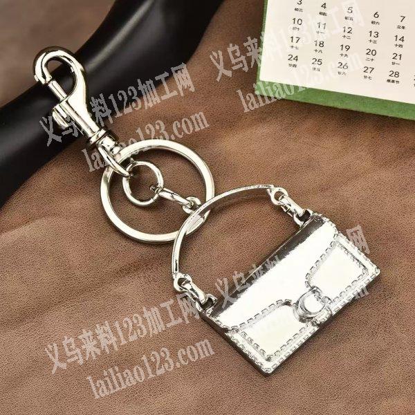 老板委托寻找：商贸城店面寻找钥匙扣成品工