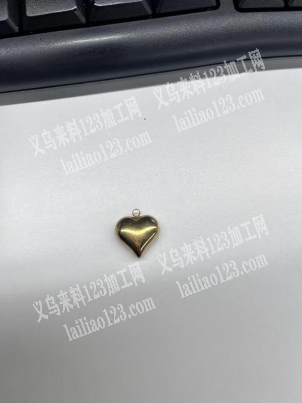老板委托寻找：不锈钢空心吊坠，谁家可以做