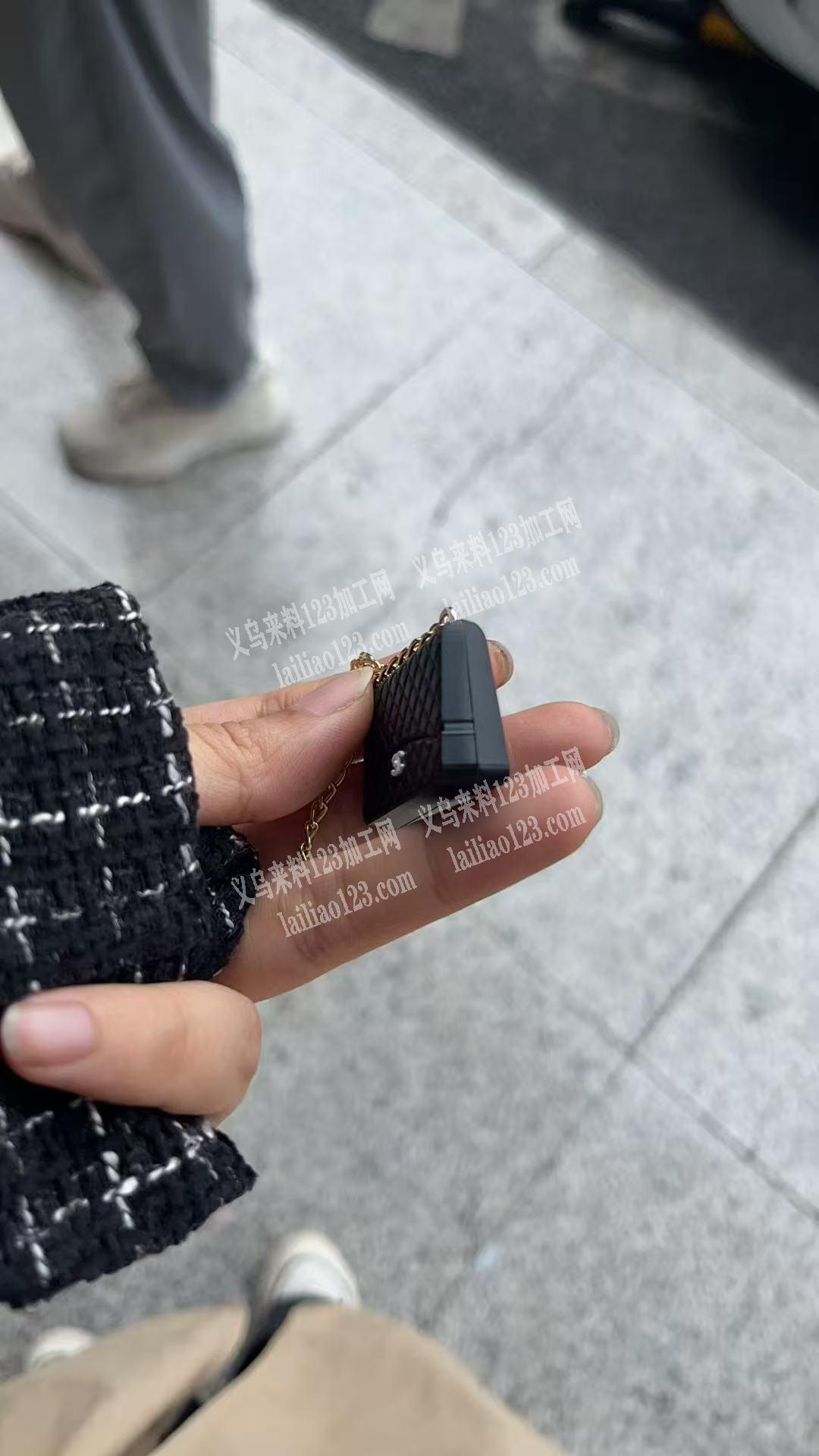 老板委托寻找：寻找厂家，有单子，娃衣配件