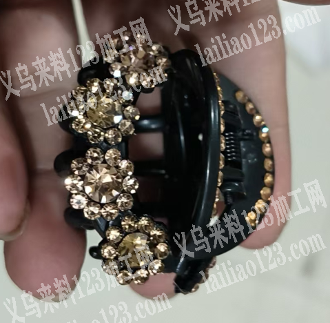 寻找如图塑料夹子底胚，寻找厂家，有货的联