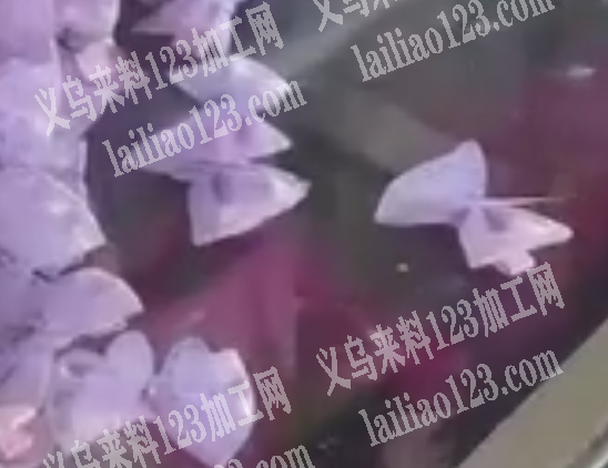 《看视频》常年有打胶枪点胶的手工活外发，粘蝴蝶结的