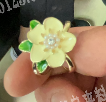 找能做丝巾扣压铸工厂，量大，