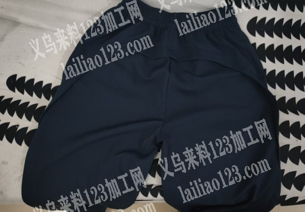 简单裤子外发加工，寻找服装加工厂。，要义