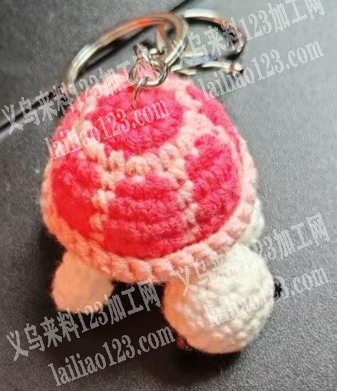 毛线钩针编织的小乌龟挂件手工活，。寻找会