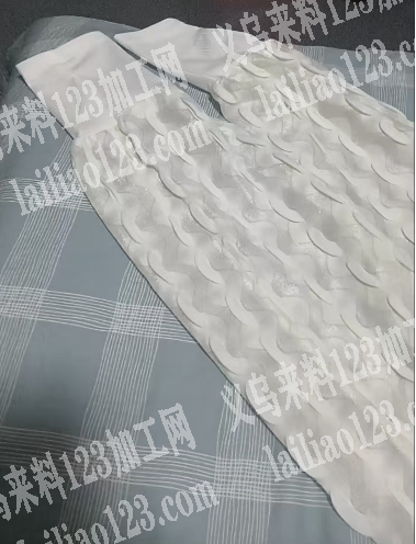 寻找工厂正在做这个冰袖的工厂合作，有订单