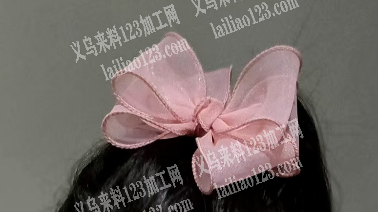 如图，寻找会做这个蝴蝶结的手工活加工厂，