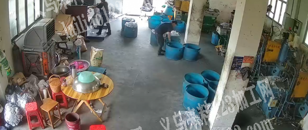 转让：：：压铸厂转让。全部转让，全部转让
