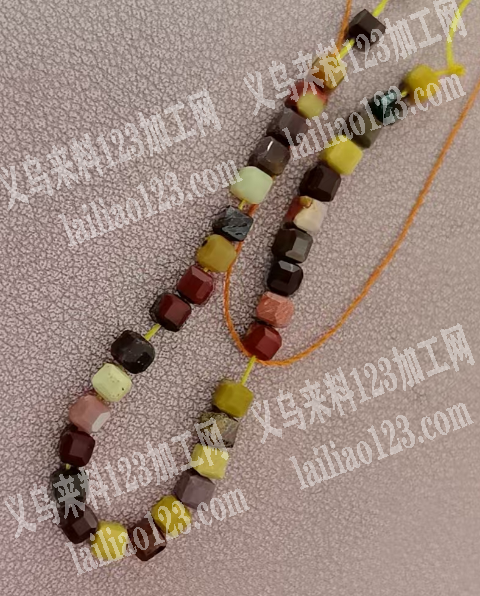 正方形的珠串，寻找厂家，如图，请联系详谈