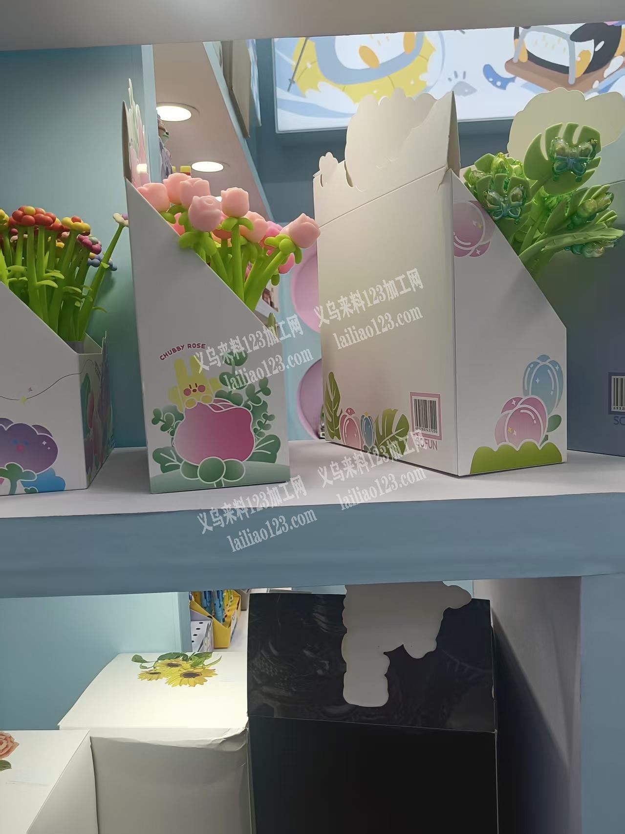 硅胶摇摇笔纸盒厂家来