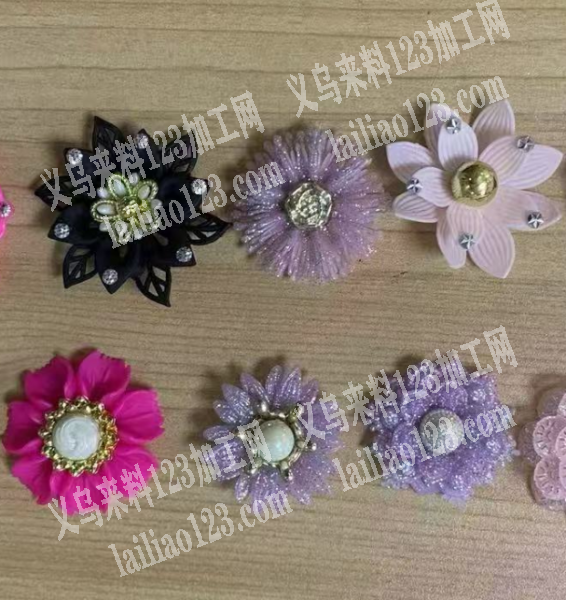 找专业做这些手工花朵的工厂，有做的联系详