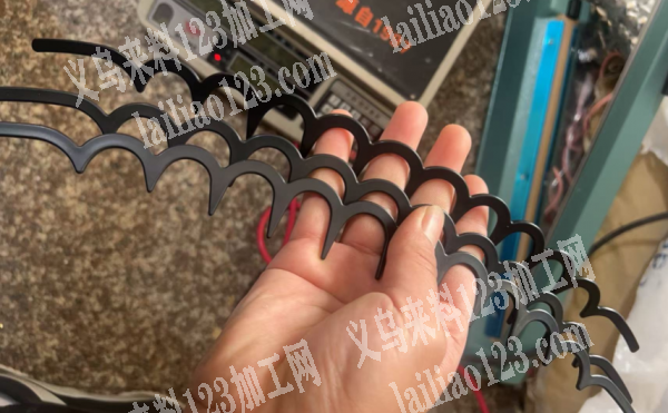 大量发箍订单，寻找定型的加工厂，。请联系