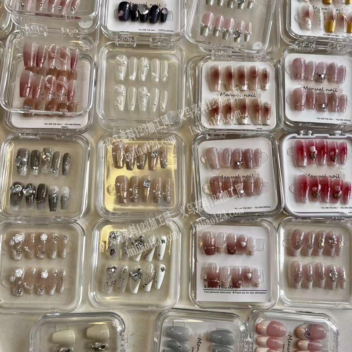 寻找专业做穿戴甲的加工厂，请联系详谈。只