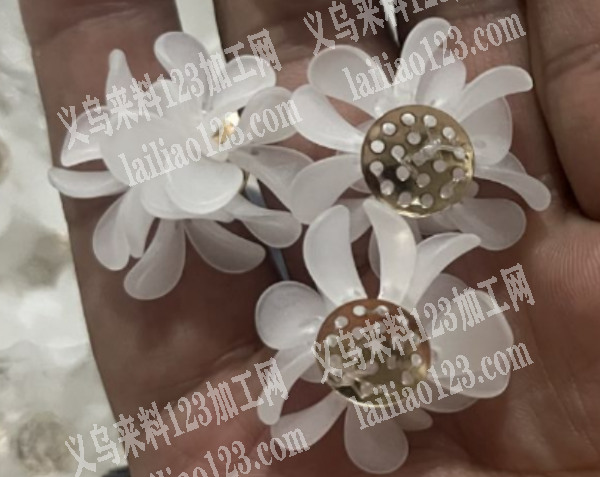 大量手工花成品订单。寻找成品工厂，请联系