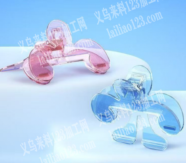 大量书本夹装组装上弹簧的手工活外发，寻找