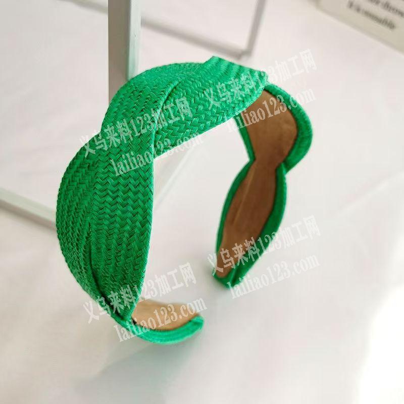 大量如图编织的发箍成品。寻找成品工厂，我