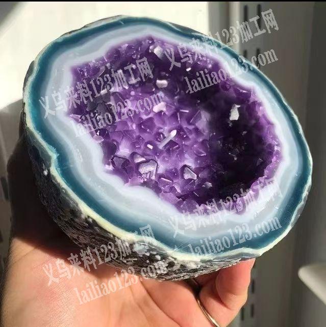 寻找做这个树脂配件的工厂合作，有订单，请
