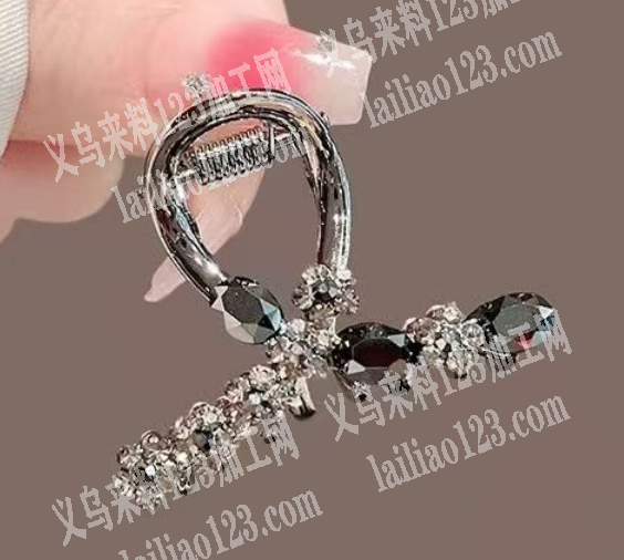 有合金抓夹订单，如图，寻找专业做这个抓夹