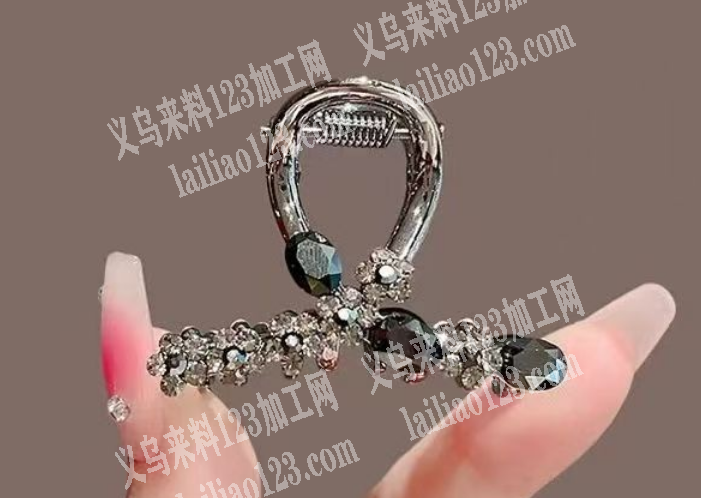 有合金抓夹订单，如图，寻找专业做这个抓夹