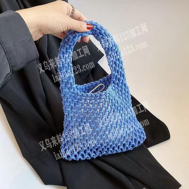 绳子钩针编织手提袋小包的手工活外发，如图