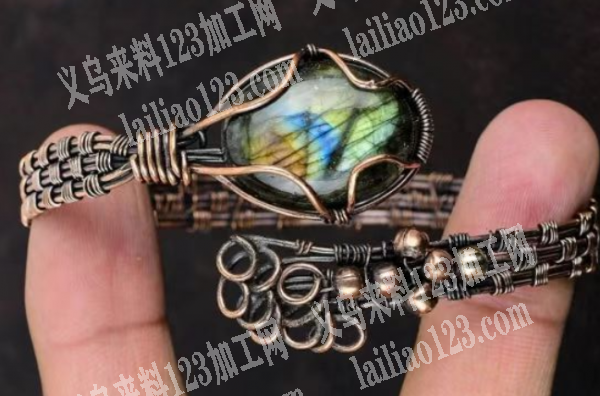 《可发外地，长期有货》铜丝编织的饰品手工
